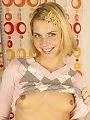 Awesome teen babe